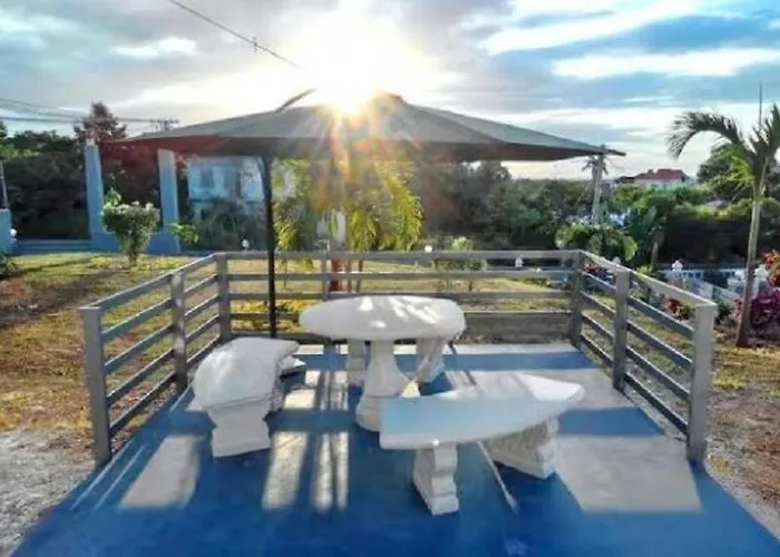 Mirando Place #2---beach Club Access, Hot Tub, Gym, Pool, 3 Lounges, Townhouse 2 ,airport 10min